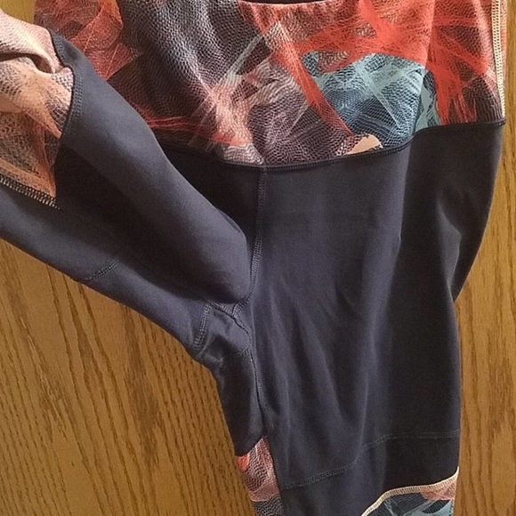 THE NORTH FACE Navy Blue FLASH DRY HIGH WAIST Colorful Leggings Sz L - Picture 6 of 7